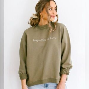 Kristin Made Happiness Is Here Crew Neck Sweatshirt Olive Size Small